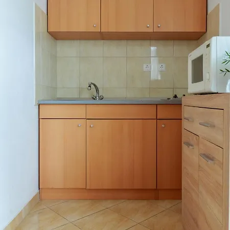 Baska - With Parking And Wifi Apartment