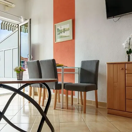 Baska - With Parking And Wifi * Baska Voda