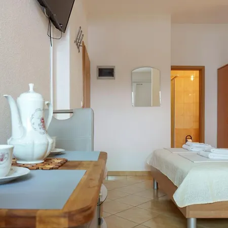 Baska - With Parking And Wifi Apartment *